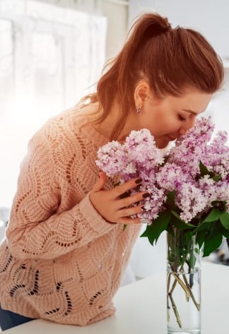 Photo d'une dizaine de tasse remplis de café vue de haut